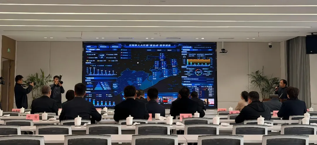 全国人大副委员长郑建邦调研无锡人大代表“家站点”工作